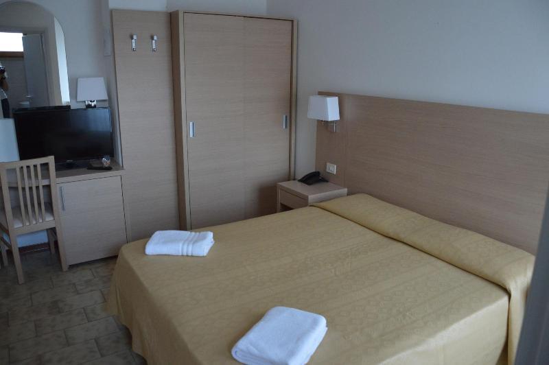 Hotel Caesar Pesaro Dış mekan fotoğraf