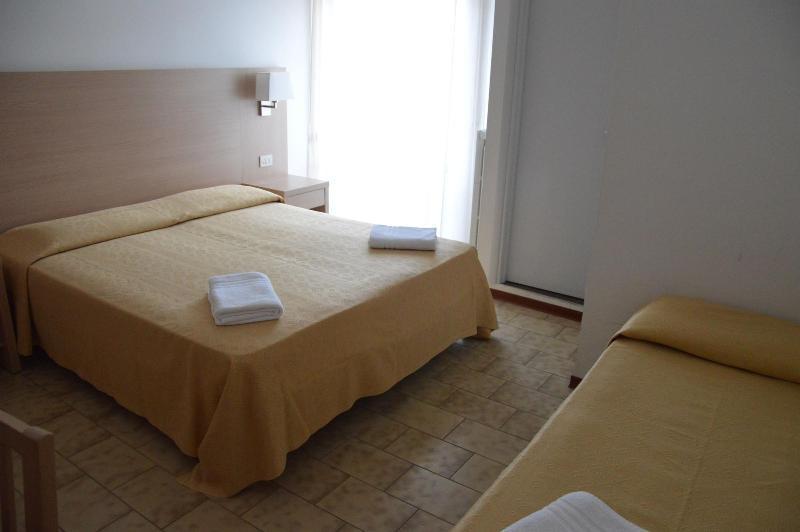 Hotel Caesar Pesaro Dış mekan fotoğraf