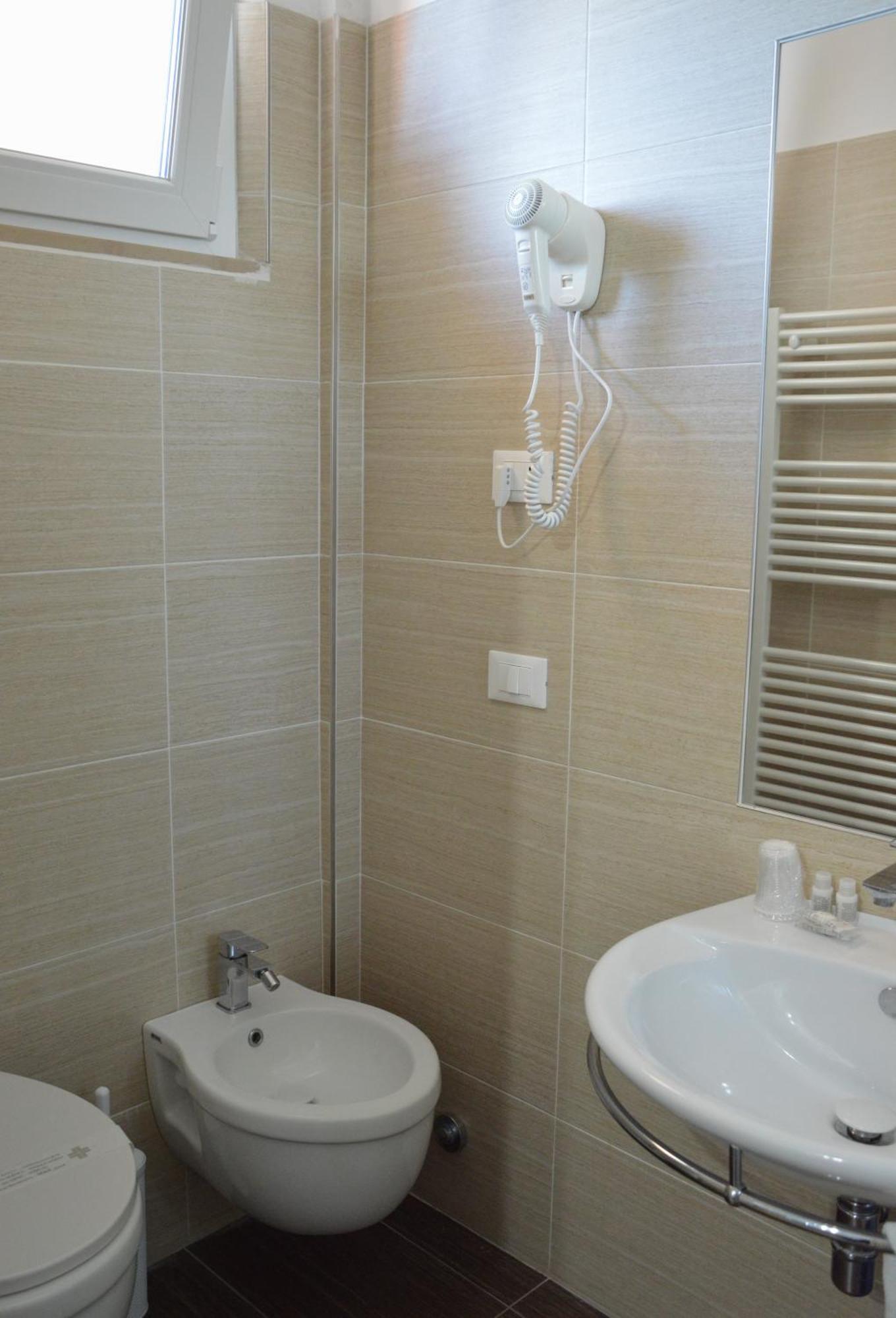 Hotel Caesar Pesaro Dış mekan fotoğraf